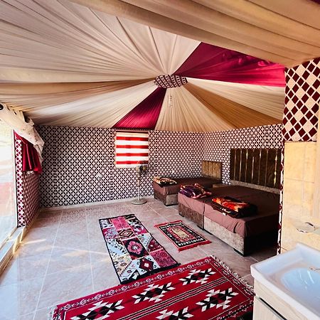 Wadi Rum Camp Stars & Jeep Tour Exterior foto