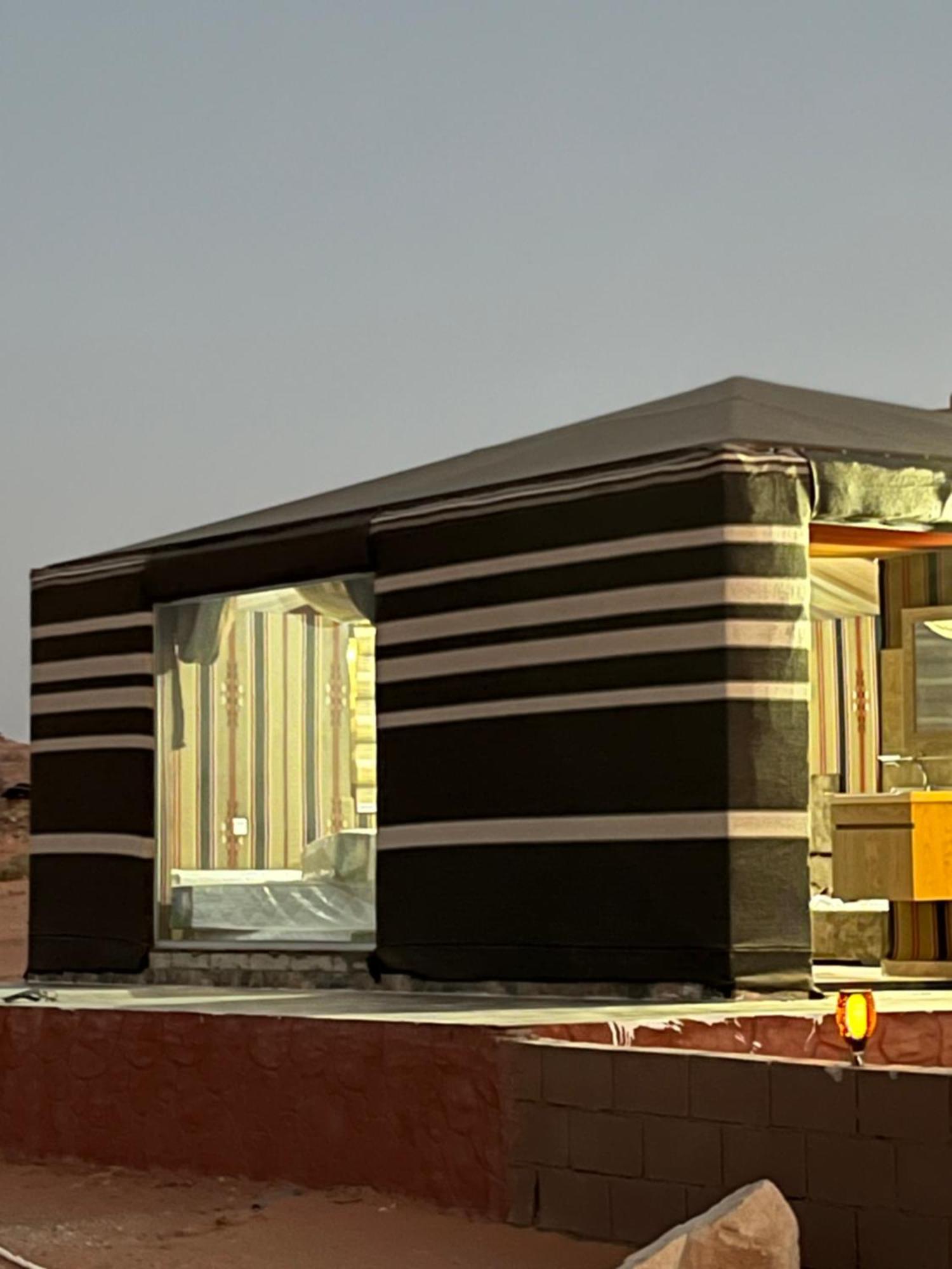 Wadi Rum Camp Stars & Jeep Tour Exterior foto