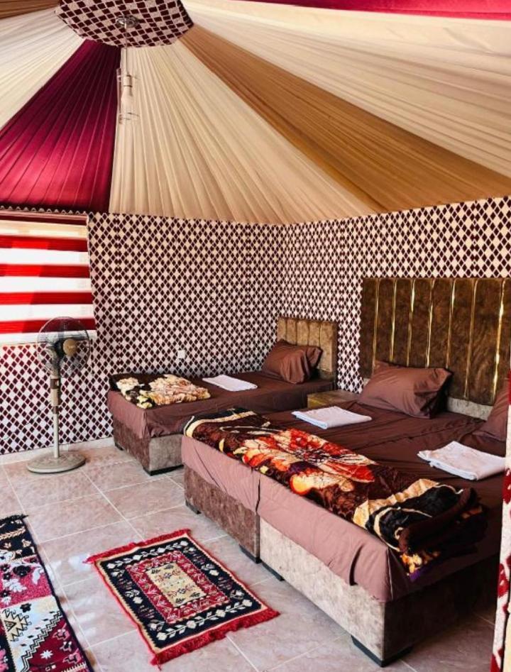 Wadi Rum Camp Stars & Jeep Tour Exterior foto