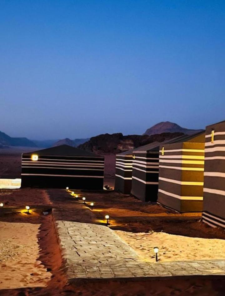 Wadi Rum Camp Stars & Jeep Tour Exterior foto