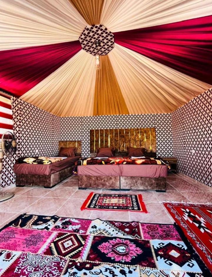 Wadi Rum Camp Stars & Jeep Tour Exterior foto