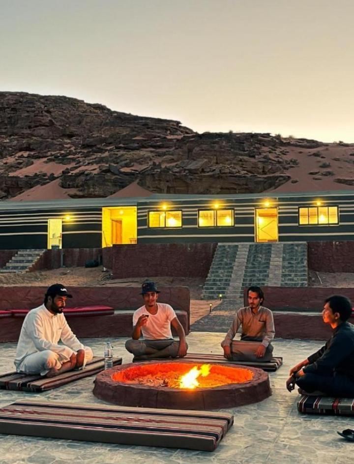 Wadi Rum Camp Stars & Jeep Tour Exterior foto